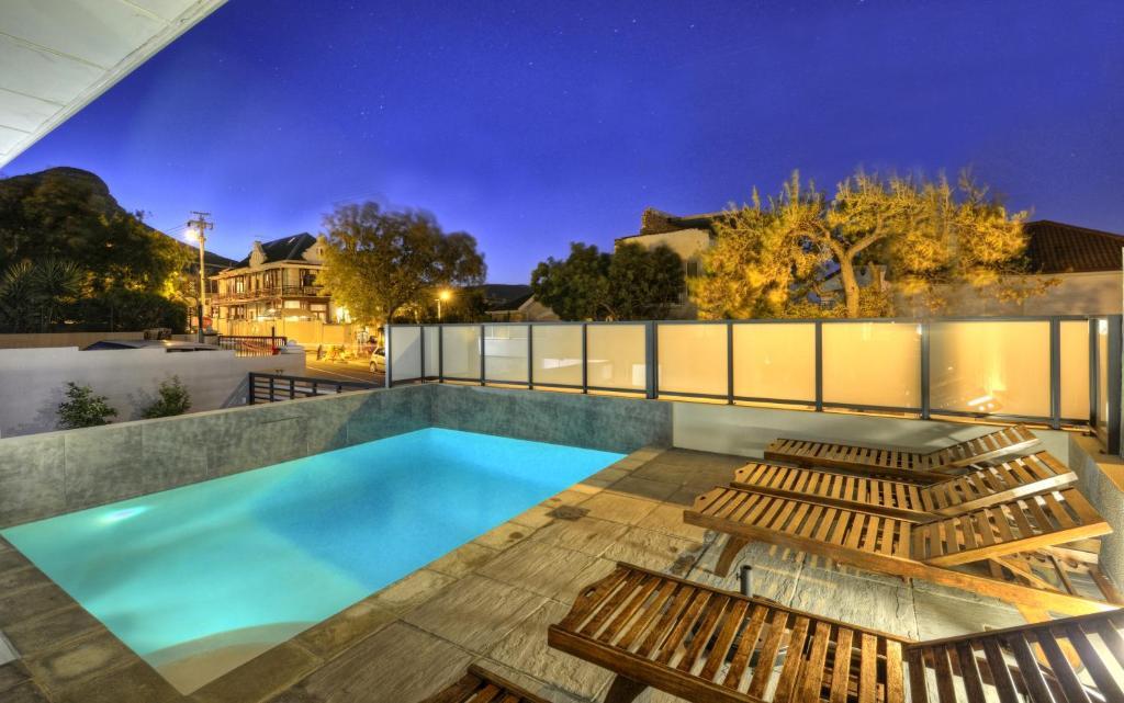 Southern Comfort Guest House Cape Town Exterior photo