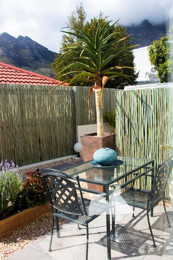 Southern Comfort Guest House Cape Town Exterior photo