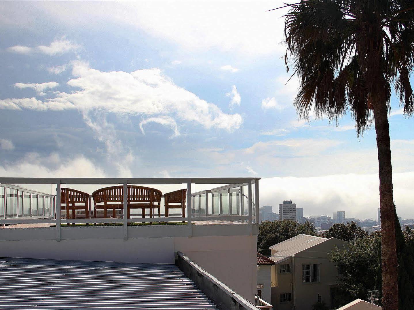 Southern Comfort Guest House Cape Town Exterior photo